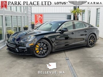 2023 Porsche Panamera Turbo S E-Hybrid