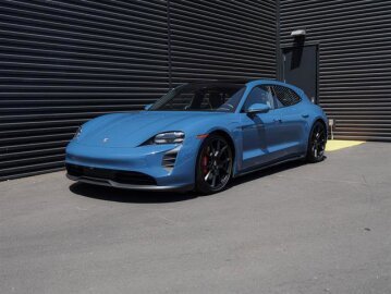2023 Porsche Taycan GTS Sport Turismo