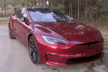 2023 Tesla Model S Plaid
