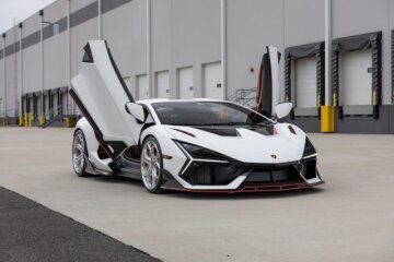 2024 Lamborghini Revuelto