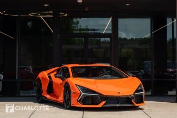 2024 Lamborghini Revuelto