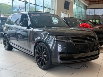 2024 Land Rover Range Rover SV