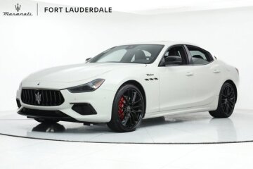 New 2024 Maserati Ghibli Modena Ultima Q4