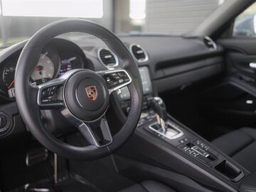 2024 Porsche 718 Boxster S