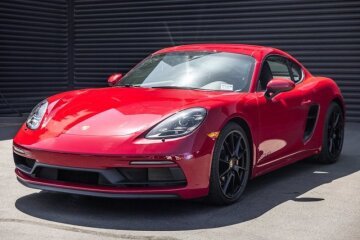 2024 Porsche 718 Cayman