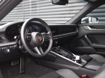 2024 Porsche 911 Carrera 4S
