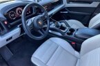 Thumbnail Photo 3 for 2024 Porsche Cayenne