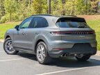 Thumbnail Photo 2 for 2024 Porsche Cayenne