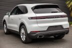 Thumbnail Photo 2 for 2024 Porsche Cayenne