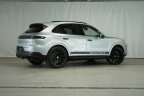 Thumbnail Photo 4 for 2024 Porsche Cayenne