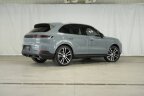 Thumbnail Photo 4 for 2024 Porsche Cayenne