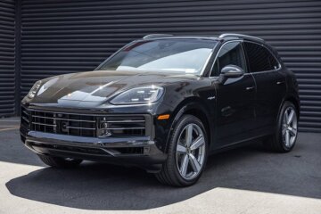 2024 Porsche Cayenne E-Hybrid