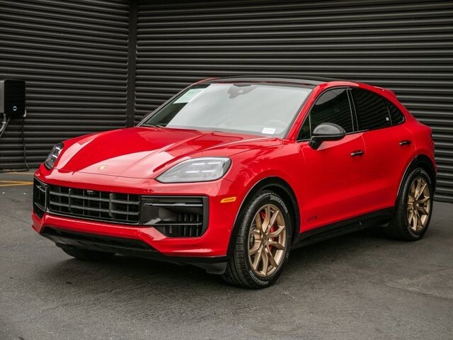 2024 Porsche Cayenne GTS