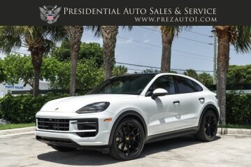 2024 Porsche Cayenne S Coupe