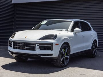 2024 Porsche Cayenne E-Hybrid