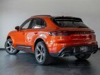Thumbnail Photo 2 for 2024 Porsche Macan