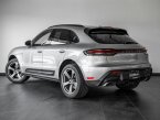Thumbnail Photo 2 for 2024 Porsche Macan