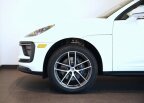 Thumbnail Photo 5 for 2024 Porsche Macan