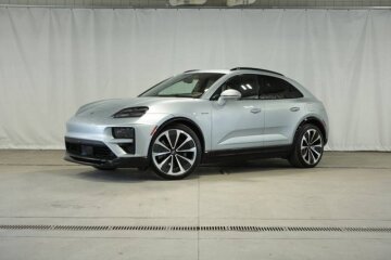 2024 Porsche Macan Turbo