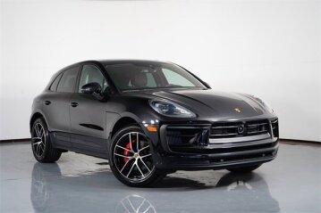 2024 Porsche Macan S