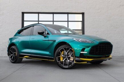 Photo 1 for New 2025 Aston Martin DBX 707