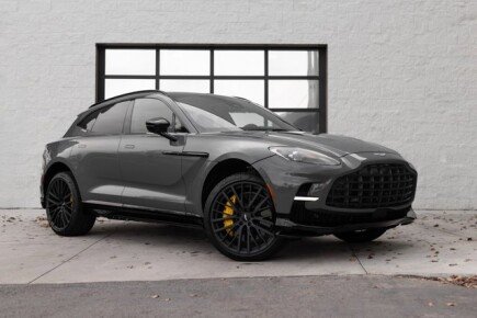 Photo 1 for New 2025 Aston Martin DBX 707