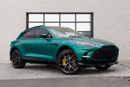 Photo 1 for New 2025 Aston Martin DBX 707