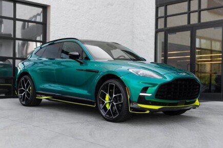 Photo 1 for New 2025 Aston Martin DBX 707