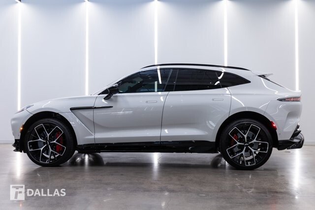 2025 Aston Martin DBX 707