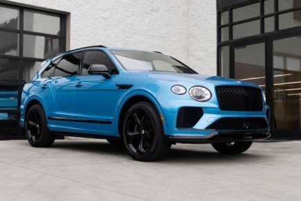 Photo 1 for New 2025 Bentley Bentayga