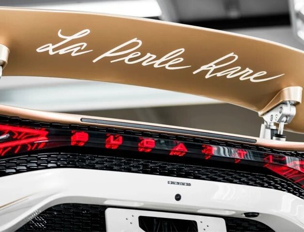 2025-Bugatti-Mistral-Exotics--Car-102764937-dc91c705bc31f83bab0256ff721a04dd.jpg
