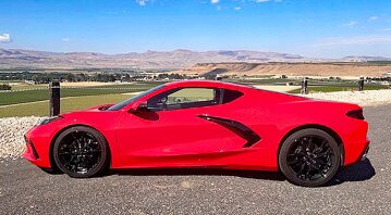 2025 Chevrolet Corvette Stingray Coupe w/ 1LT