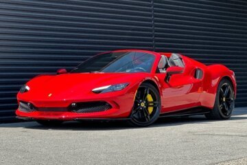 2025 Ferrari 296 GTS