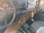 Thumbnail Photo 4 for New 2025 Jeep Gladiator