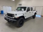 Thumbnail Photo 3 for New 2025 Jeep Gladiator