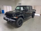 Thumbnail Photo 3 for New 2025 Jeep Gladiator