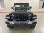 Thumbnail Photo 2 for New 2025 Jeep Gladiator