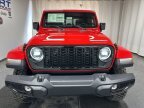 Thumbnail Photo 3 for New 2025 Jeep Gladiator