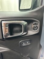 Thumbnail Photo 5 for New 2025 Jeep Gladiator Sport