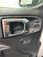 Thumbnail Photo 5 for New 2025 Jeep Gladiator Sport