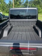 Thumbnail Photo 6 for New 2025 Jeep Gladiator Rubicon