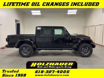 New 2025 Jeep Gladiator Mojave