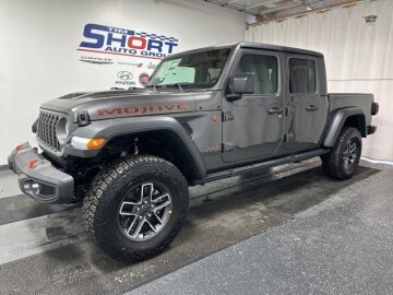 New 2025 Jeep Gladiator Mojave