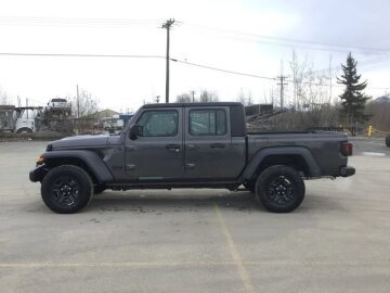 New 2025 Jeep Gladiator Sport