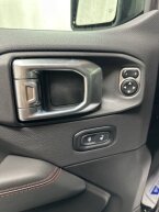 Thumbnail Photo 6 for New 2025 Jeep Wrangler