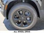 Thumbnail Photo 5 for New 2025 Land Rover Defender