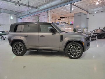 2025 Land Rover Defender