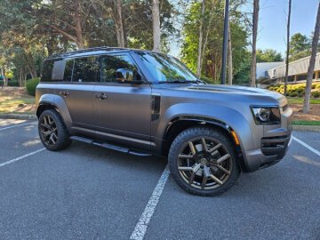 2025 Land Rover Defender