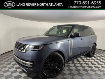 New 2025 Land Rover Range Rover SE