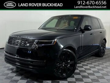 New 2025 Land Rover Range Rover SE